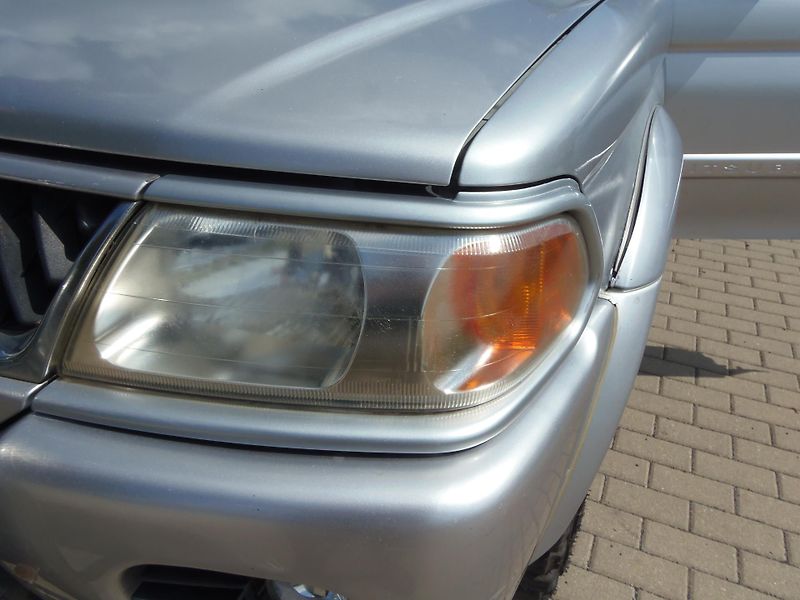 Mitsubishi Pajero Sport 2.5 TD 4x4 Facelift tažné 2.8t - fotka 22 z 23