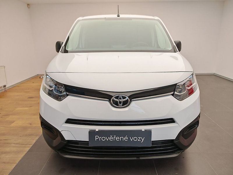 Toyota ProAce City 1.5 D-4D 130k Extra LWB Active - fotka 2 z 24