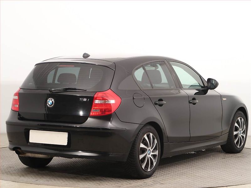 BMW Řada 1 (2010) 116i, po STK, jezdí výborně - fotka 5 z 14