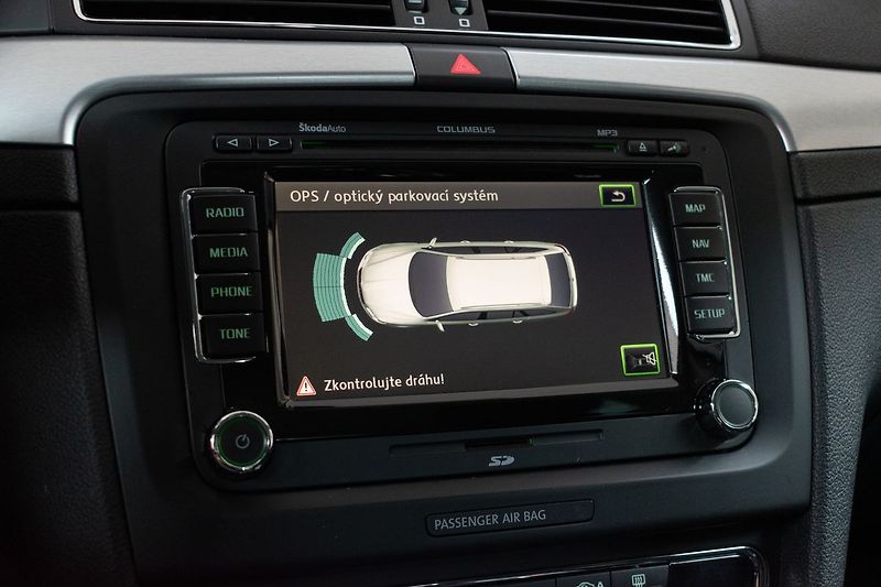 Škoda Superb 2.0 TDI DSG AMBITION BUSINESS - fotka 20 z 32
