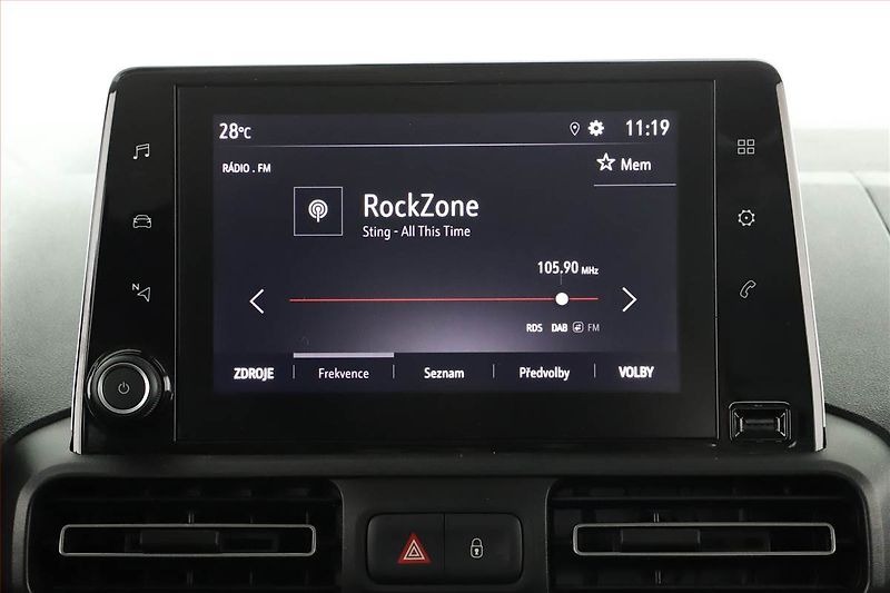 Opel Combo (2024) Edition 1.5 CDTI, 5Míst, ČR - fotka 17 z 25
