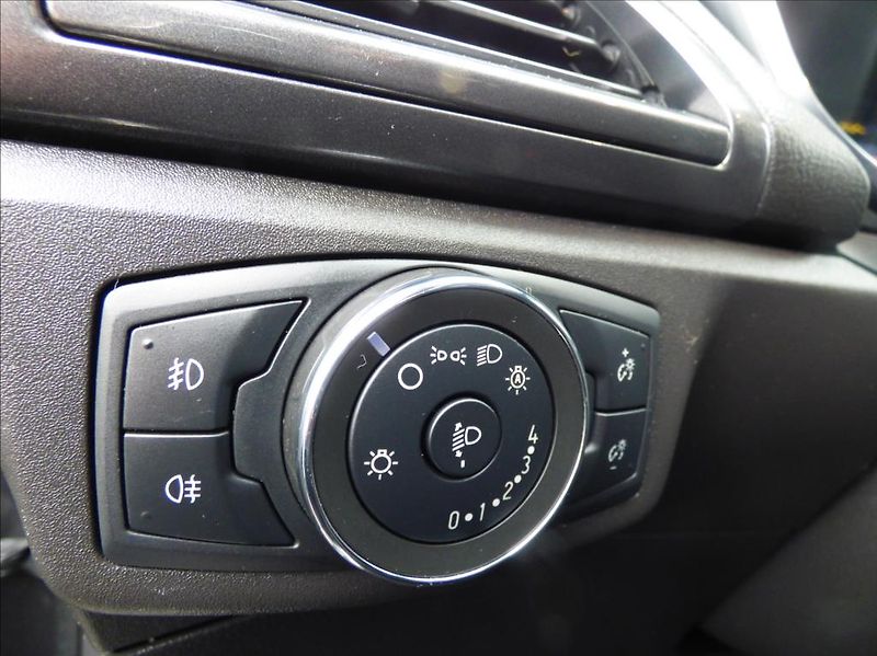 Ford Mondeo 2,0 EcoBlue,140kW,Navi,Keyless - fotka 27 z 58
