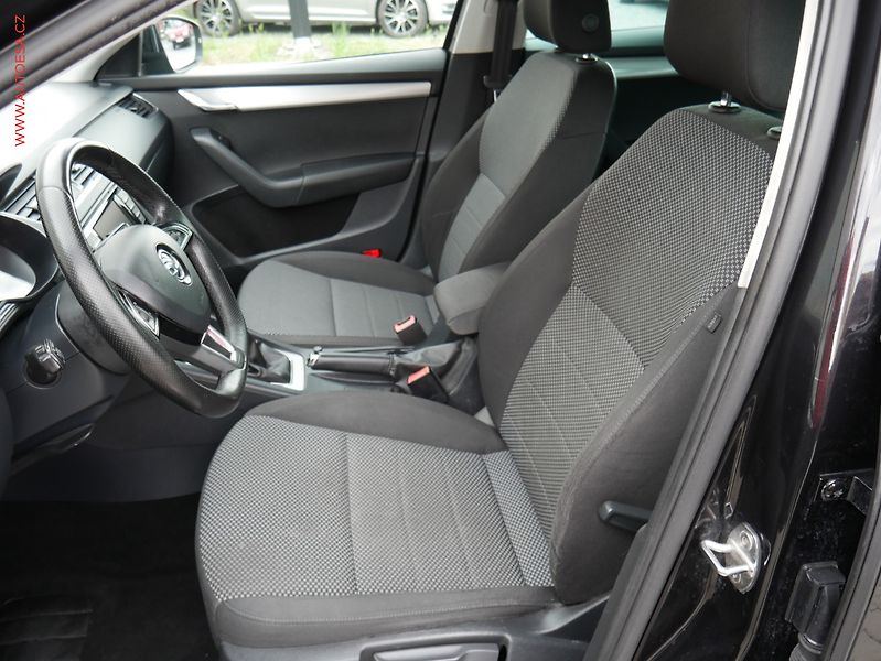 Škoda Octavia (2016) 1.4 TSi, Ambition, autoAC - fotka 9 z 18
