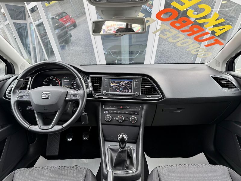 Seat Leon 1,4 TSI 90kW ST Navi AKCE ! - fotka 19 z 28