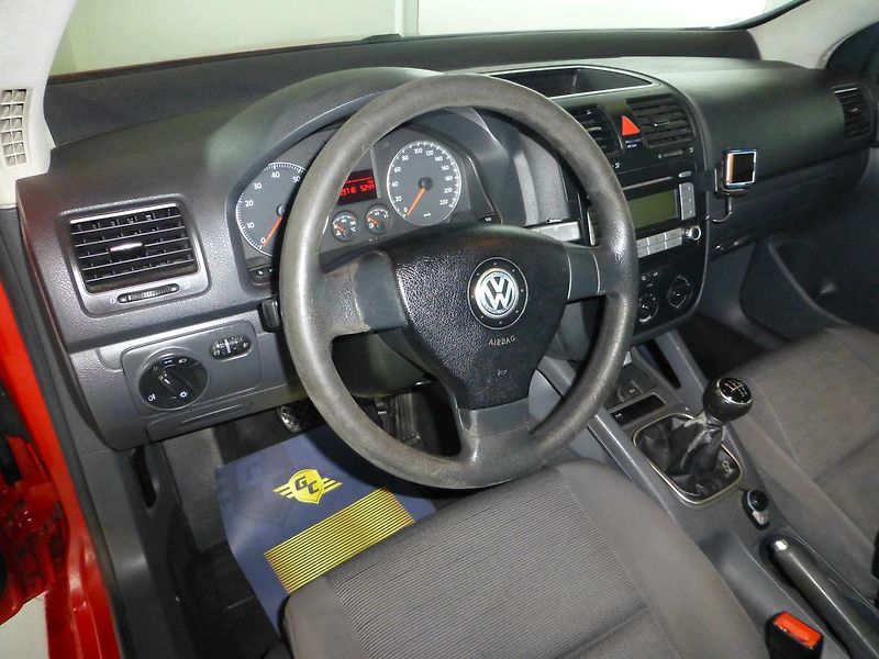 Volkswagen Golf (2006) 1,4 16V*KLIMATIZACE**NEW-ČR - fotka 12 z 26