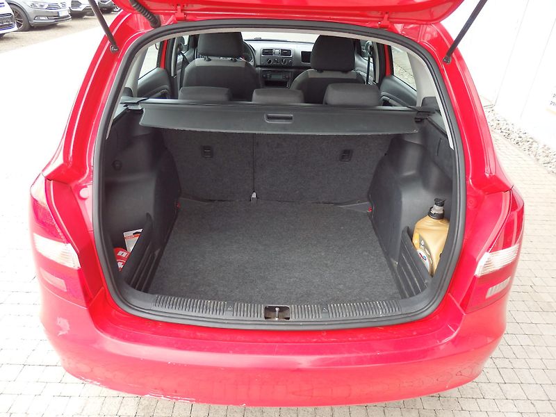 Škoda Fabia 1,2HTP 51kW 4x AIRBAG, KLIMA - fotka 8 z 14
