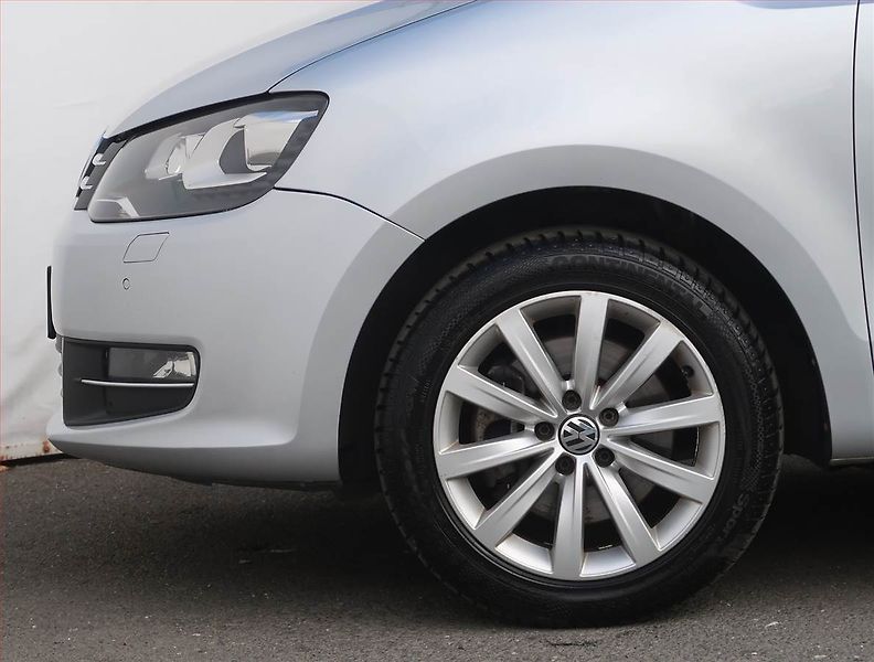 Volkswagen Sharan (2014) Highline 2.0 TDI, Automat - fotka 15 z 21