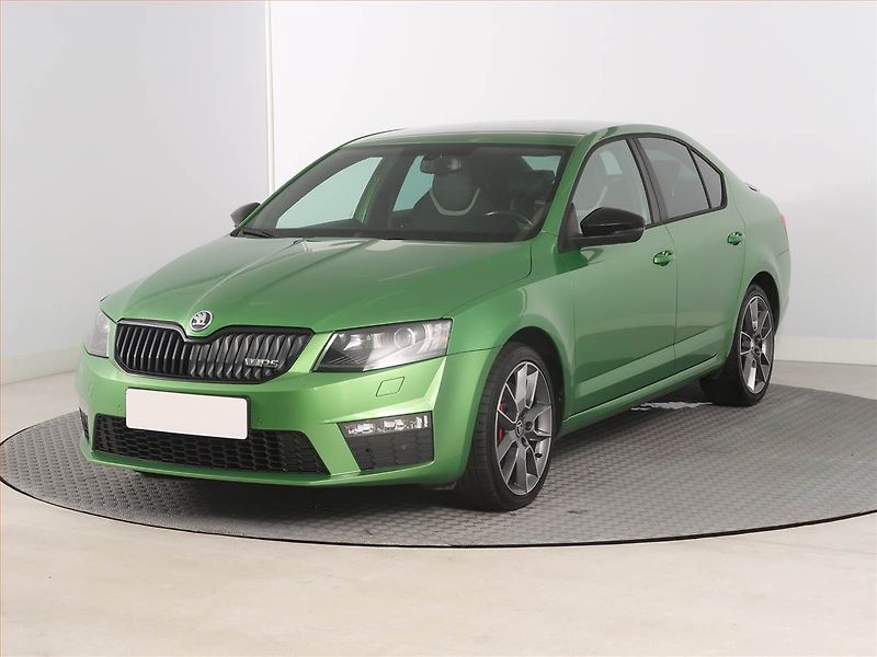 Škoda Octavia (2013) RS 2.0 TDI, Automat - fotka 2 z 12