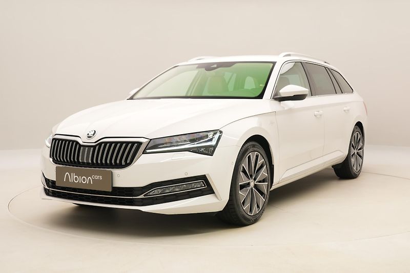 Škoda Superb COMBI 2.0TDI L&K DSG CZ - fotka 1 z 64