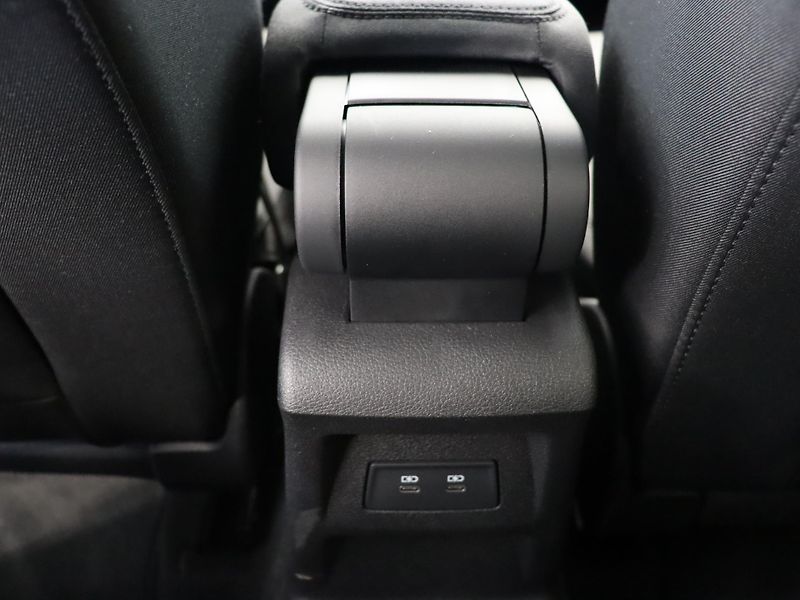 Audi Q2 Advanced 35 TFSI Stronic - fotka 23 z 27