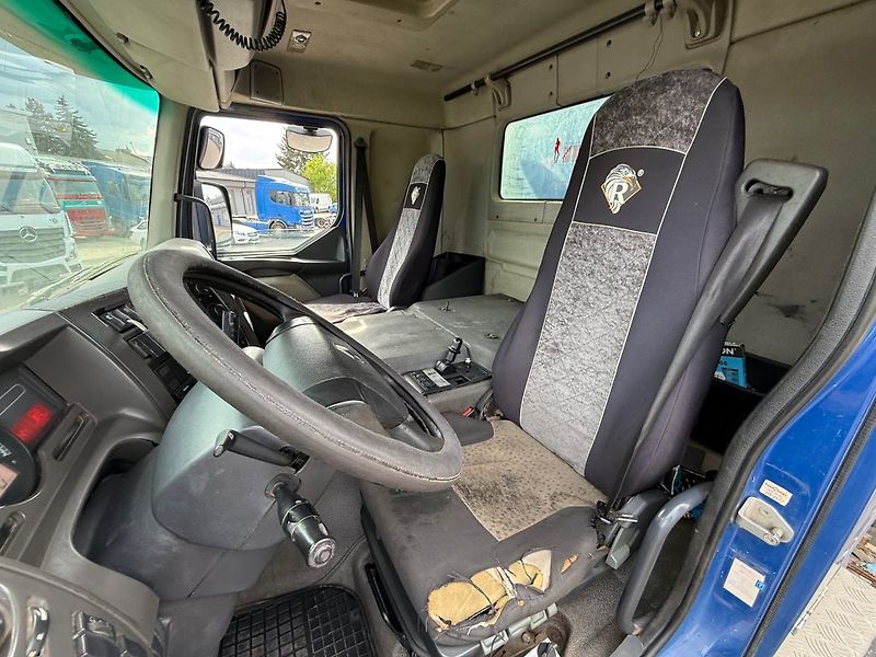 Renault Kerax 450 S3 8x4 EURO 4 - fotka 15 z 18