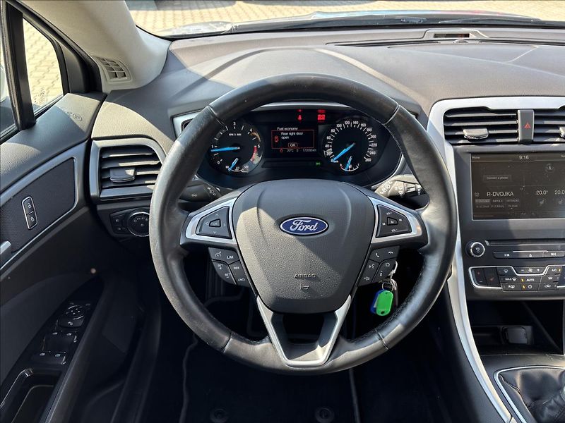 Ford Mondeo 2,0 TDCi 110kW Trend - fotka 16 z 36