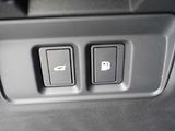 Land Rover Discovery Sport 1,5 R-Dynamic SE P300e - náhled 36