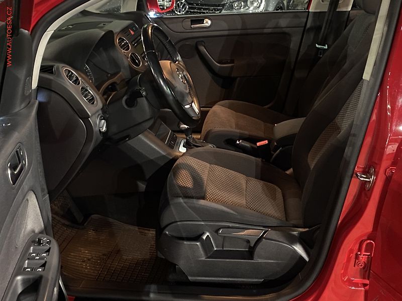 Volkswagen Golf Plus (2010) 2.0 TDi, Comfortline, DSG - fotka 9 z 18
