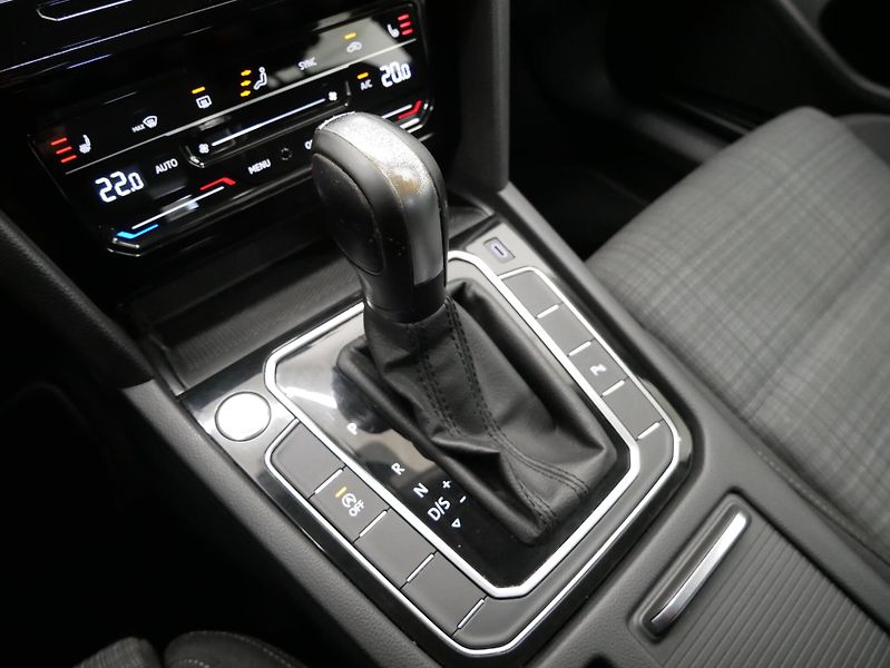 Volkswagen Passat - fotka 19 z 21