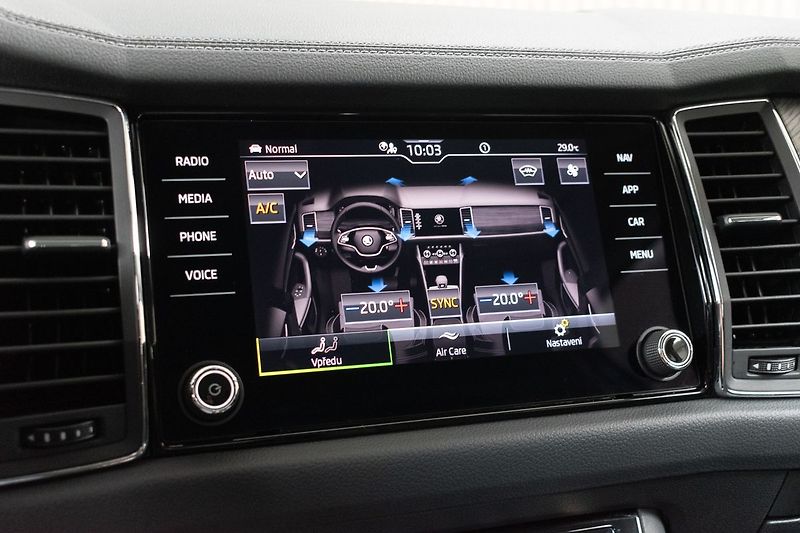Škoda Kodiaq 2.0 TDI 4x4*STYLE+*TAŽNÉ*ČR 1M - fotka 34 z 49