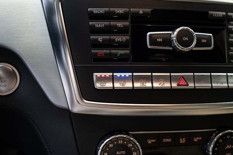 Mercedes-Benz GL 500 - fotka 14 z 24