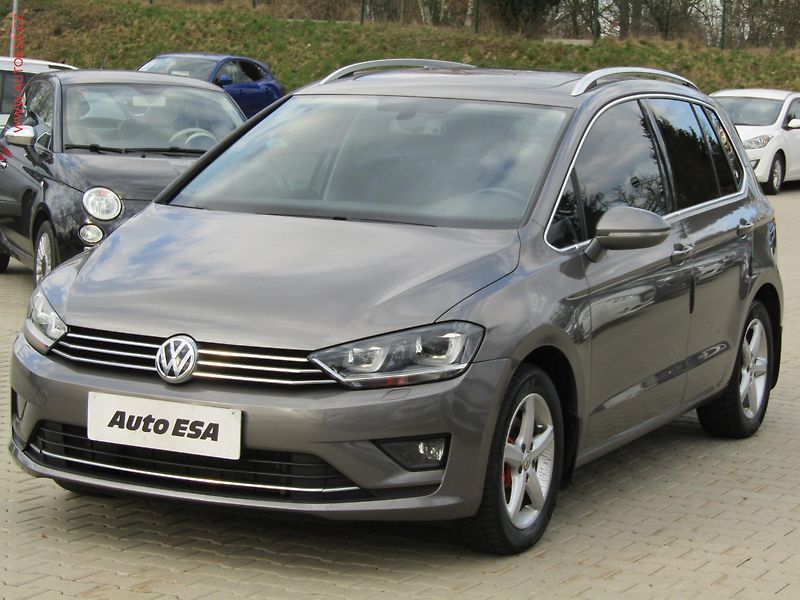 Volkswagen Golf Sportsvan (2015) 1.4 TSi, ČR, STK1/28 - fotka 3 z 17