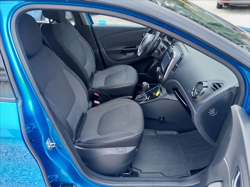 Renault Captur 1,2TCe 88kW AUTOMAT - fotka 29 z 56