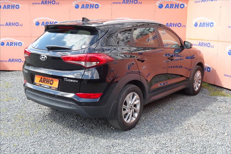 Hyundai Tucson 1,7 CRDi 85KW, ČR, NAVIGACE. - fotka 7 z 38