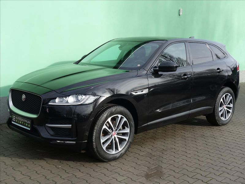 Jaguar F-Pace 2,0 20d AWD PRESTIGE - fotka 4 z 40