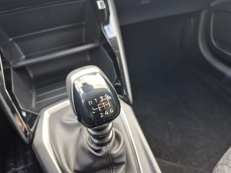 Peugeot 208 (2026) EDITION Turbo 100 MAN6    - fotka 17 z 20