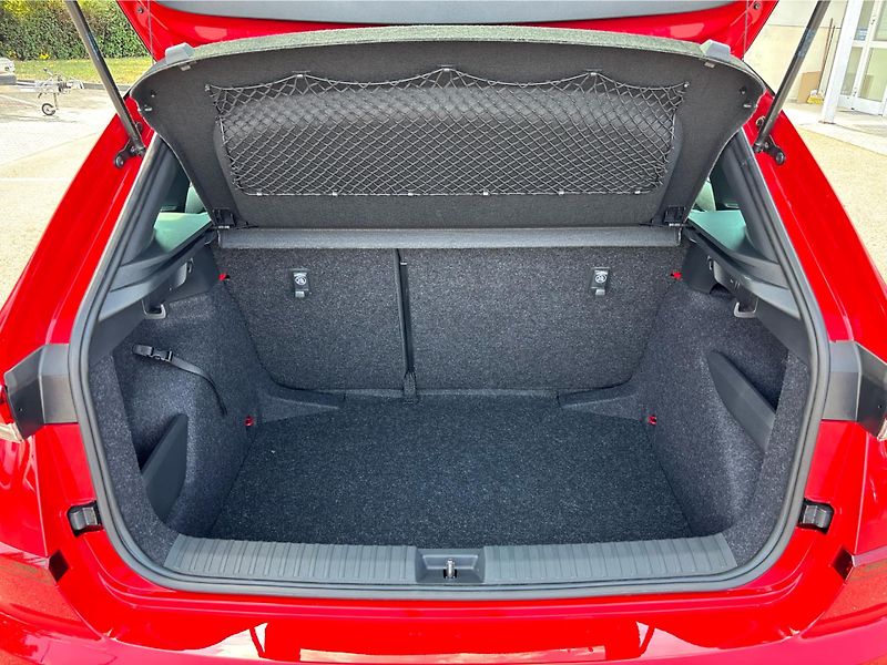 Škoda Kamiq 1,0TSi 85kW MONTE CARLO DSG - fotka 29 z 30