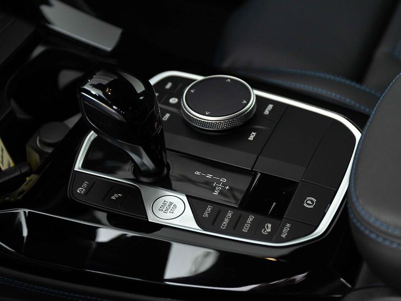 BMW X4 xDrive30d - fotka 15 z 22