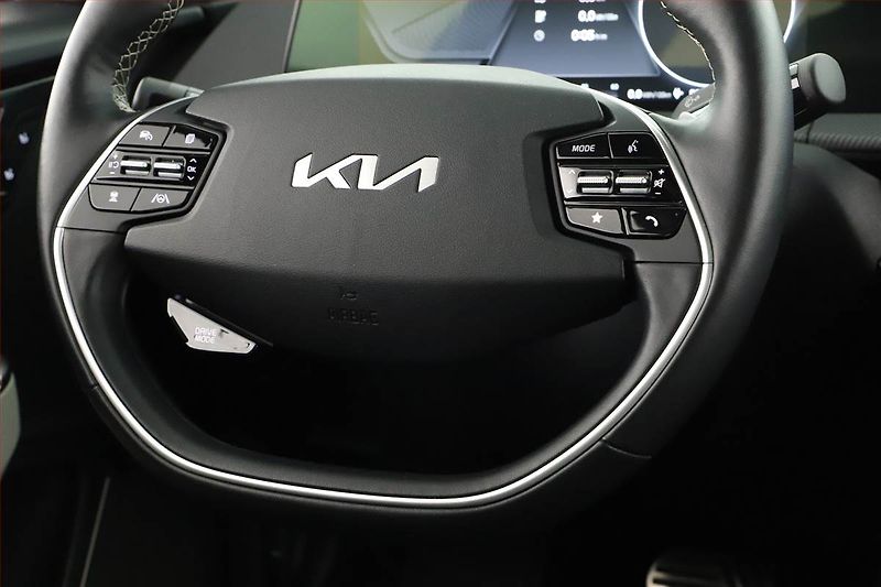 Kia EV6 (2023) AWD 77.4 kWh, SoH 100% - fotka 19 z 27