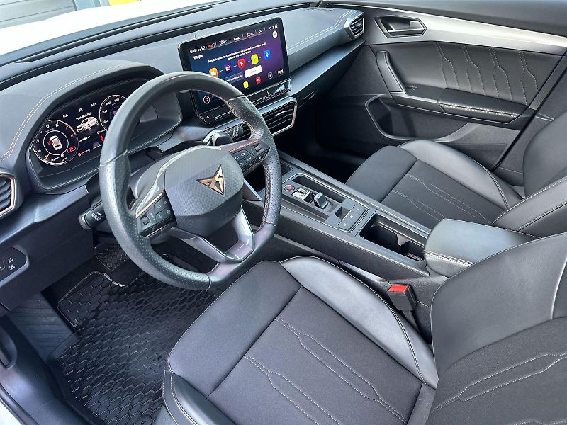 Cupra Formentor (2024) 1.5 TSI DSG - fotka 8 z 31