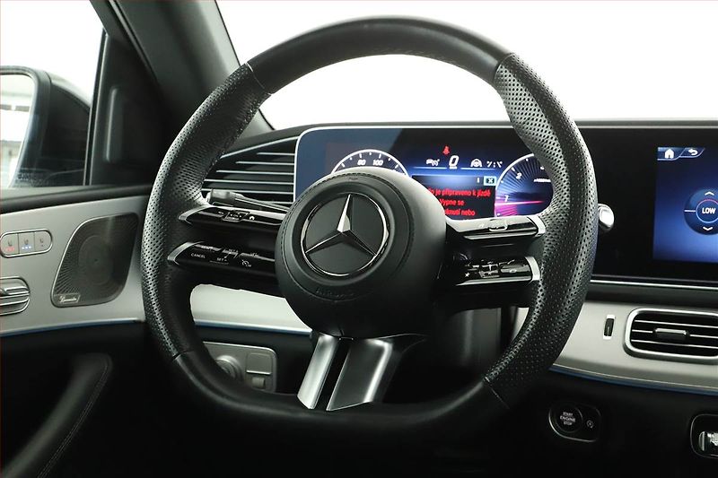 Mercedes-Benz GLE (2023) 450 d 4MATIC - fotka 8 z 21