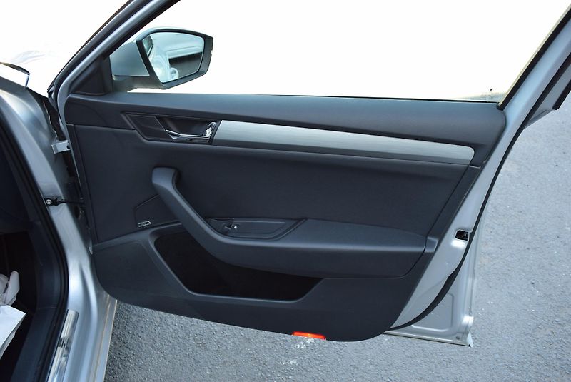 Škoda Superb (2016) 2.0TDI 140kw DSG 