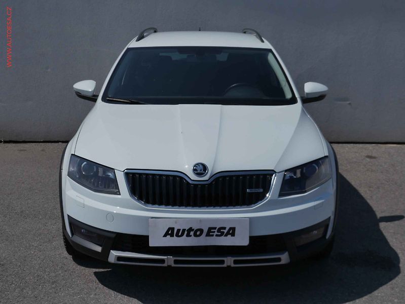 Škoda Octavia (2016) 2.0 TDi 4x4, 1.maj,ČR, Scout - fotka 2 z 15