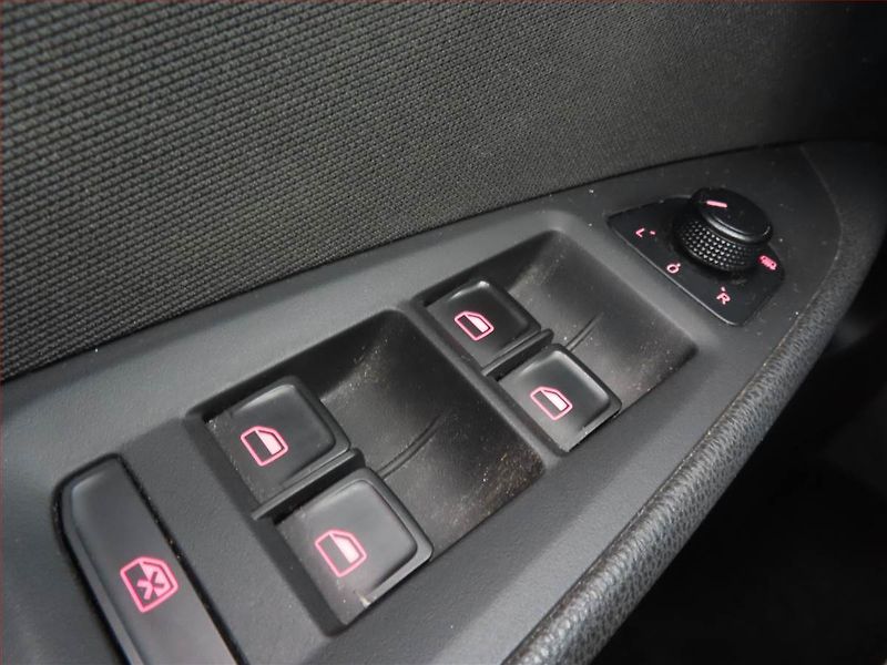 Seat Leon (2013) Style 1.2 TSI, Serv.kniha - fotka 14 z 14