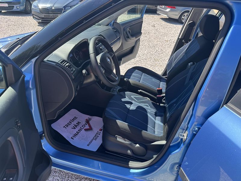 Škoda Fabia (2014) 1.4-16V(63KW)rezervace - fotka 15 z 38