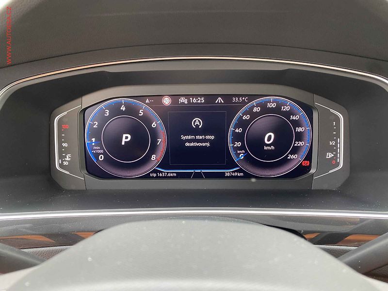 Volkswagen Tiguan (2021) 2.0 TSI 4x4, R-Line - fotka 18 z 25