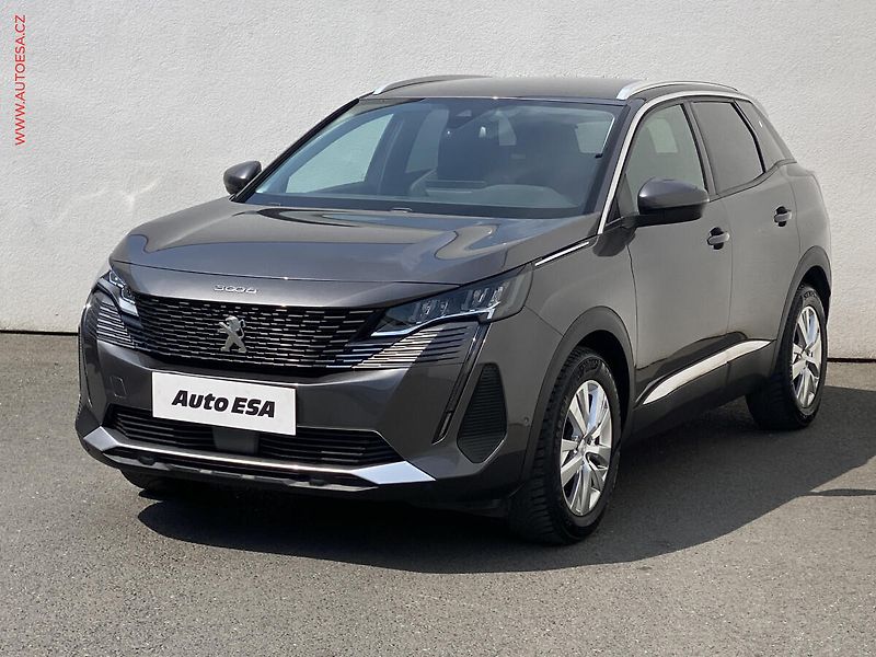 Peugeot 3008 (2021) 1.5 HDi, 2.maj,ČR, Allure - fotka 3 z 17
