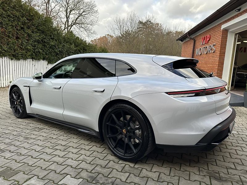 Porsche Taycan GTS-LIFT-SPORT TURISMO-ZÁRUKA - fotka 3 z 35