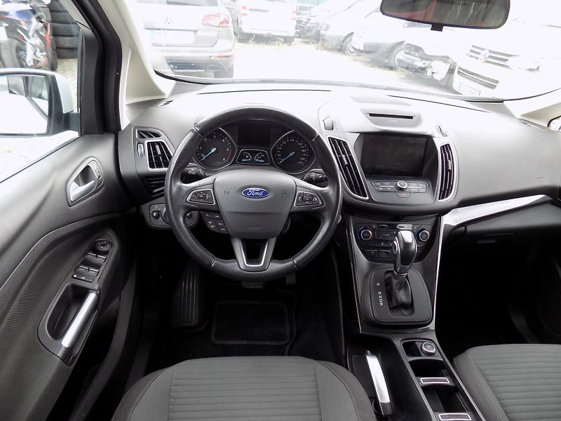 Ford C-MAX 2,0 TDCI 110 KW TITANIUM NAVI - fotka 21 z 39