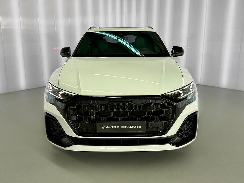 Audi Q8 60TFSI e QUATTRO, MASÁŽE, B&O - fotka 3 z 31