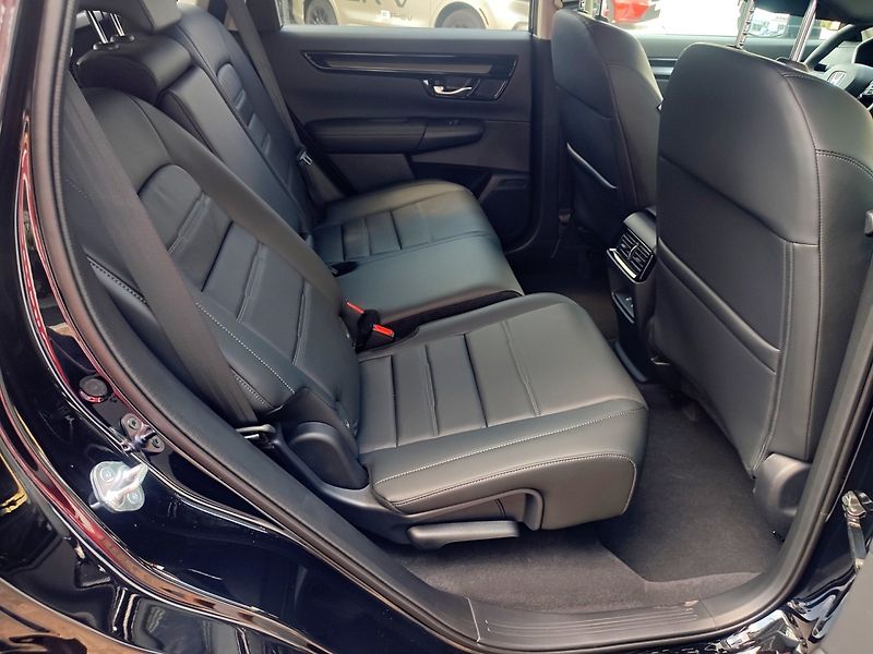 Honda CR-V (2026) 2.0 e:HEV ELEGANCE MR2026 AWD - fotka 16 z 26