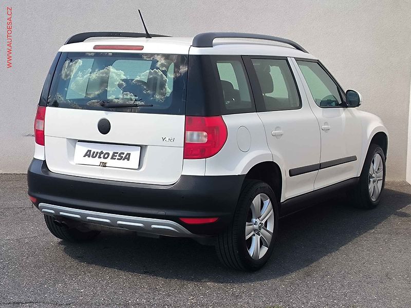 Škoda Yeti (2011) 2.0 TDi 4x4, ČR, servis - fotka 4 z 18