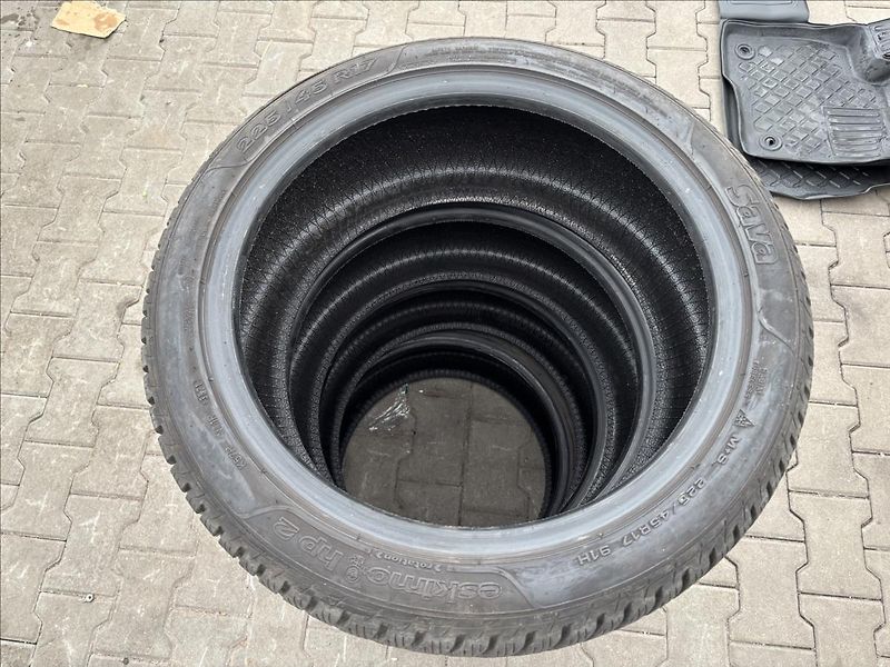Volkswagen Golf 1,0 TSI 81 kW Comfortline - fotka 30 z 48