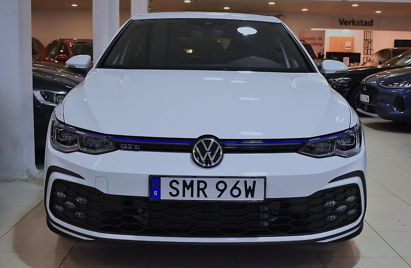 Volkswagen Golf GTE 1.4 TSI ACT Matrix BLIS - fotka 2 z 22