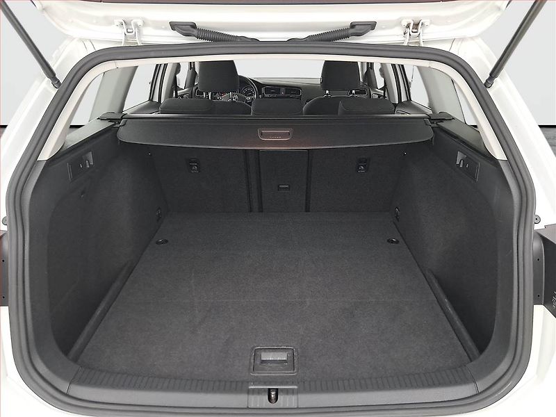 Volkswagen Golf (2017) Comfortline 1.6 TDI, Automat - fotka 14 z 19