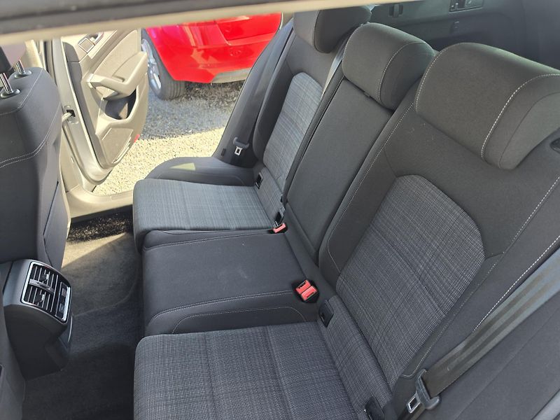 Volkswagen Passat 2.0 TDI DSG Led Masáže  - fotka 10 z 19