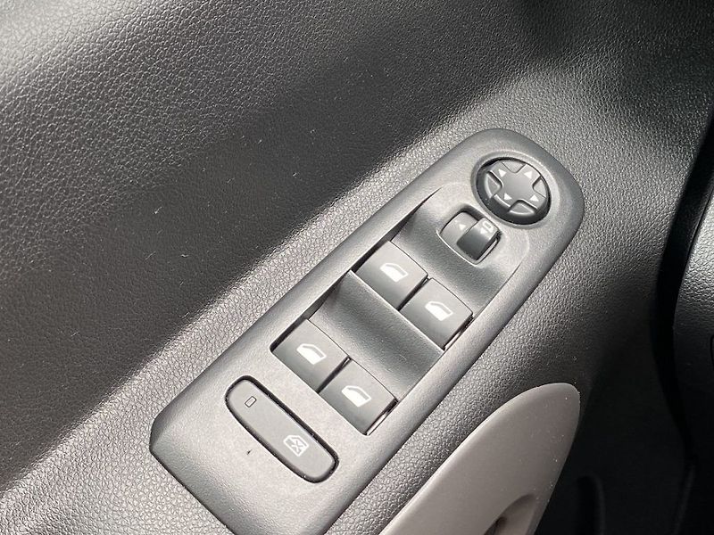 Toyota ProAce City Verso 1.5D, ČR, VIP, 7 míst, DPH - fotka 27 z 32