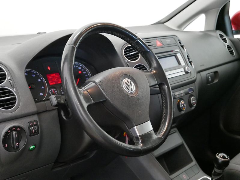 Volkswagen Golf Plus - fotka 15 z 24