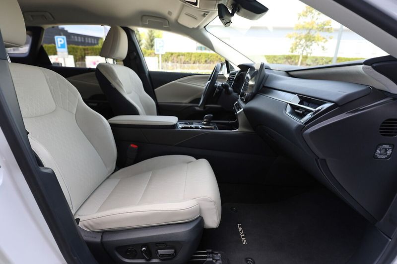 Lexus RX 350h 350H 2,5 HEV LUXURY, TAŽNÉ ZAŘ - fotka 10 z 29