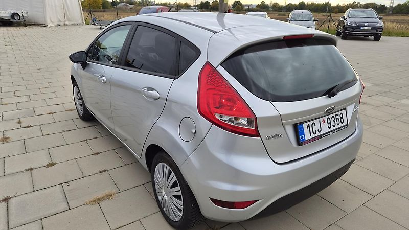 Ford Fiesta 1.25i KLIMA po servisu - fotka 7 z 13